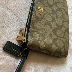 Coach double pocket wristlet